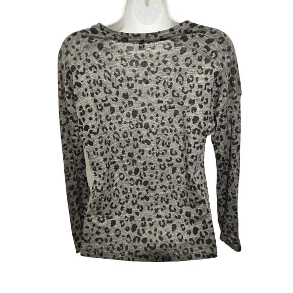 Rails Linen Blend Animal Print Top Sz XS Gray Black Long Sleeves Pullover Artsy - Picture 4 of 7
